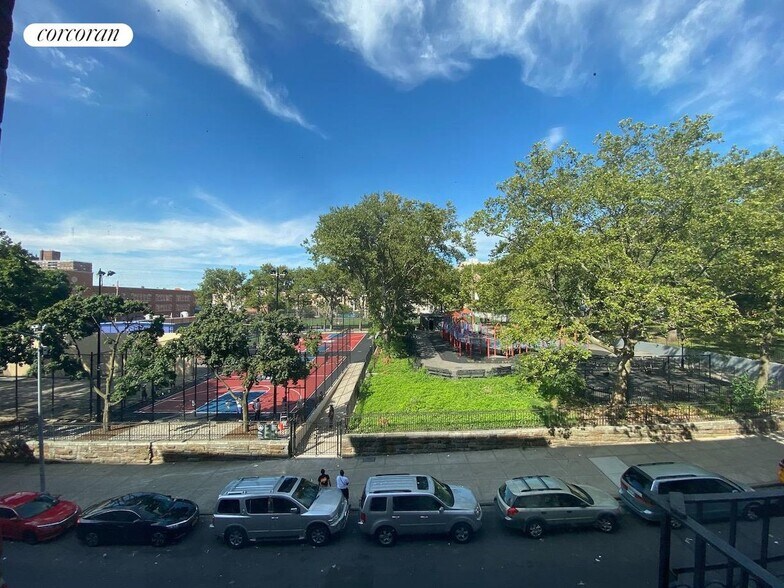 Building Photo - 508 W 136th St
