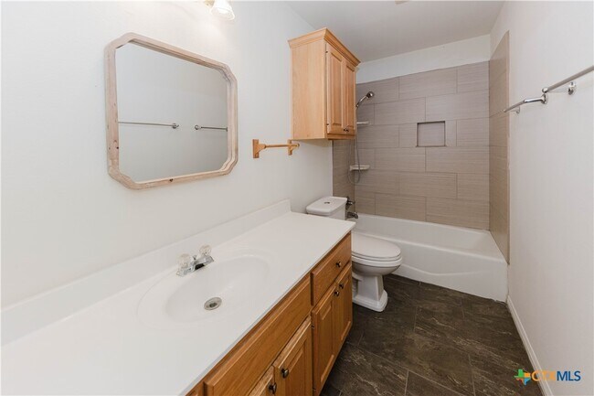 Building Photo - 3959 Farm to Market 535