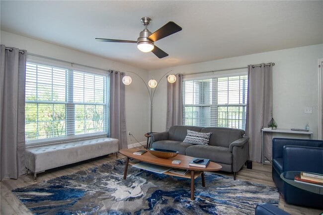 Building Photo - 6100 Gulfport Blvd S