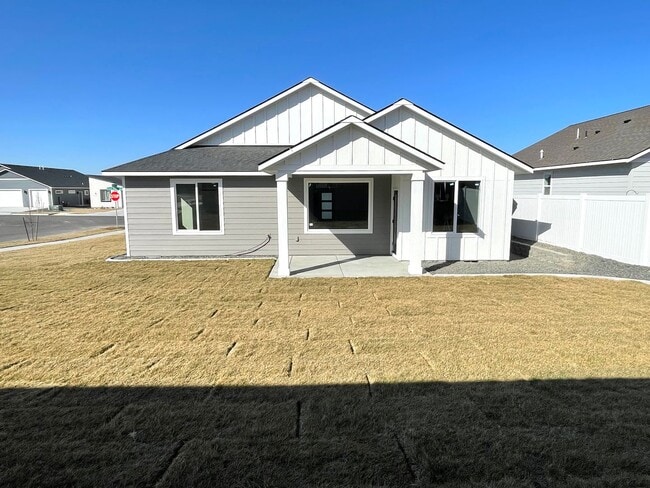Building Photo - New Construction Tanninen Home in Richland