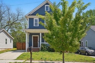 Building Photo - 318 N Fisher St