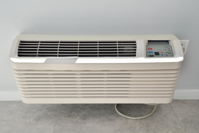 Building Photo - 82-84 E 31ST St