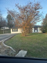 212 College Hill Drive, Grayson KY 41143