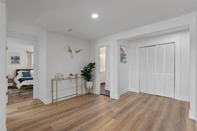 Building Photo - 25413 Pedernales Point Dr