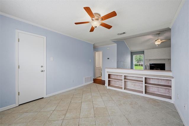 Building Photo - 103 Seminole Dr