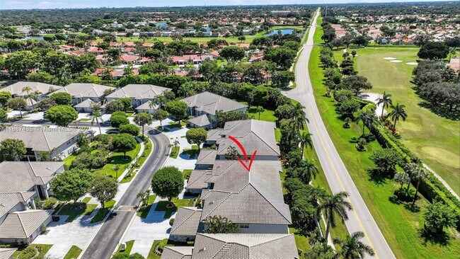 Building Photo - 11698 Briarwood Cir