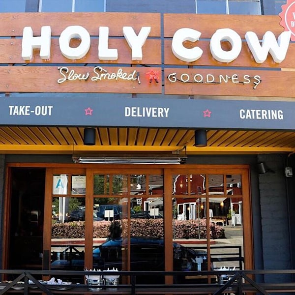 Building Photo - 11970 Montana Ave