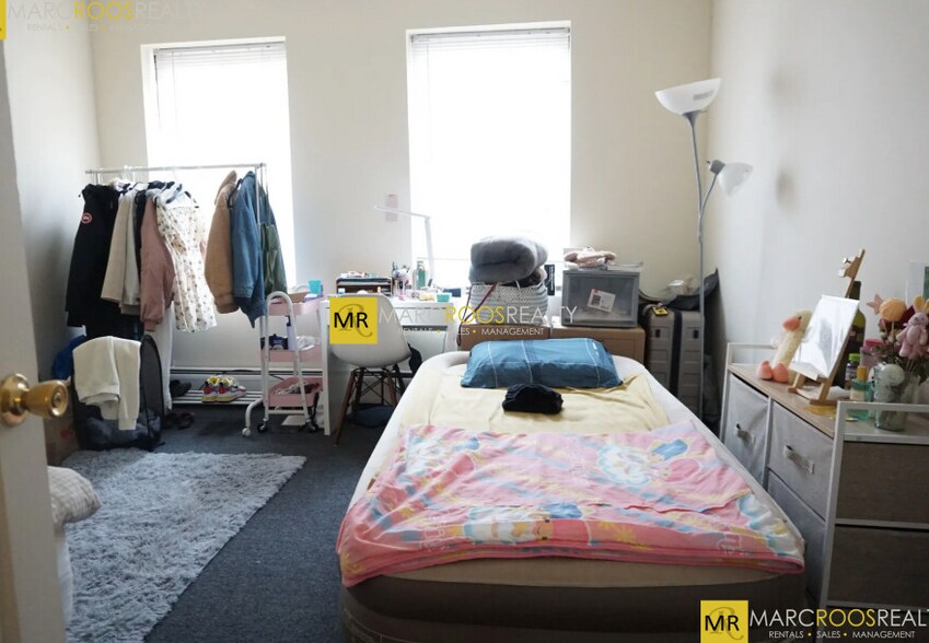 Building Photo - 853 Beacon St