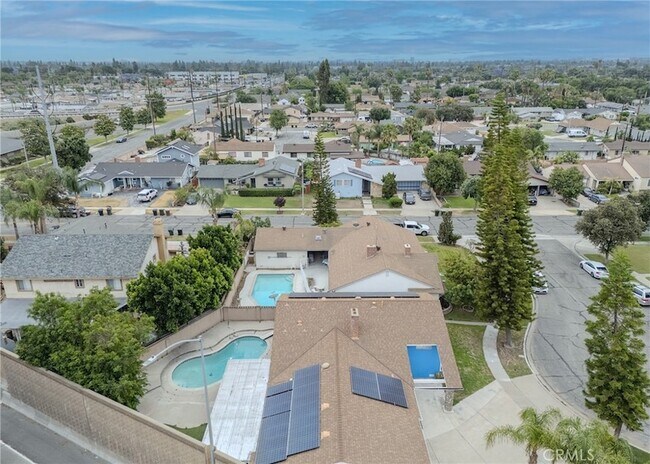 Building Photo - 1208 N Earl Cir