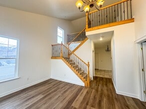 Building Photo - 1040 N 130 W