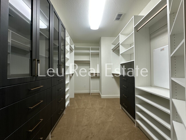 Building Photo - 2630 Giorno Way