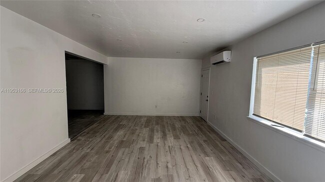 Building Photo - 7600 Dickens Ave