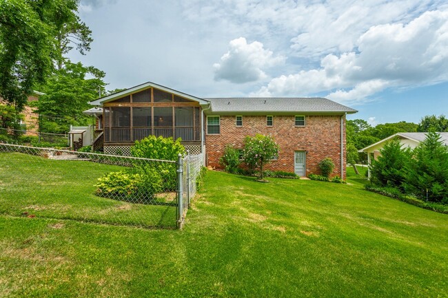 Building Photo - Beautiful East Brainerd Homes