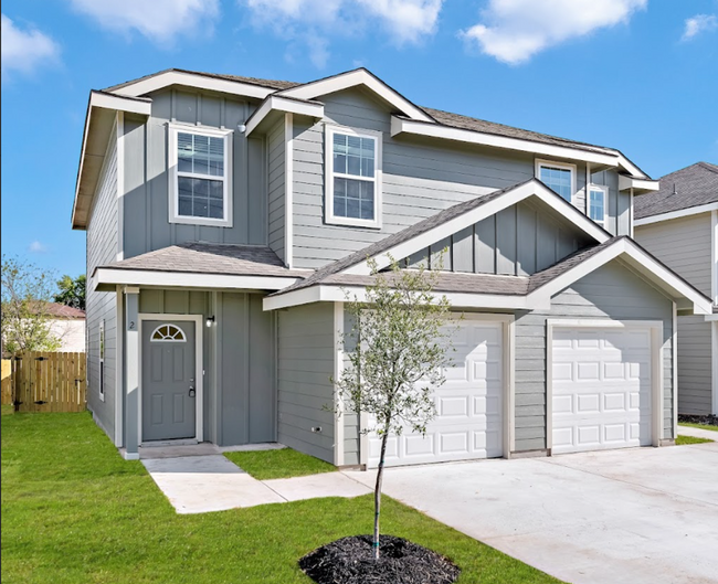 Building Photo - New Unit Available for Rent! Move In Speci...