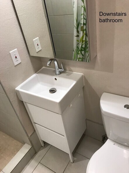 Building Photo - 2340 Folsom St