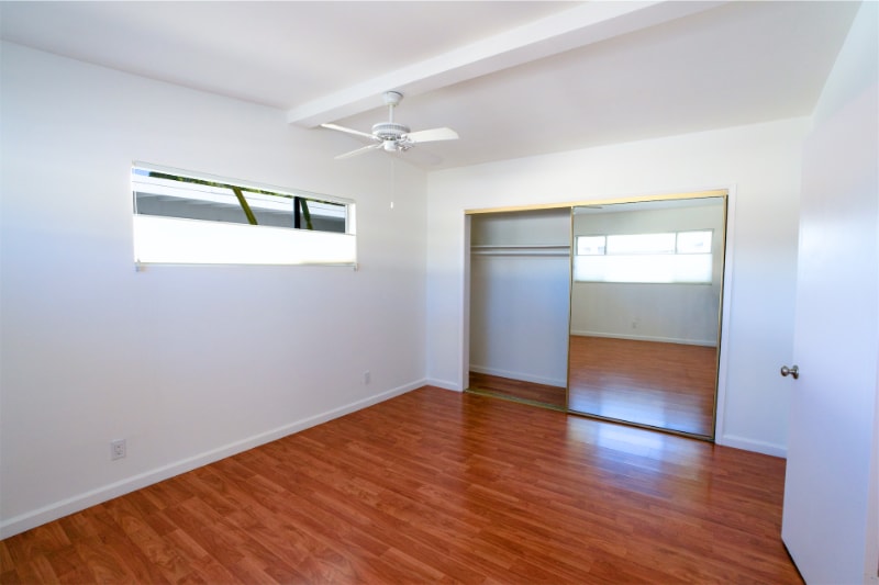 Building Photo - 975 E Camino Parocela