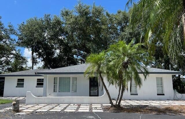 Primary Photo - 9148 Oakwood Dr