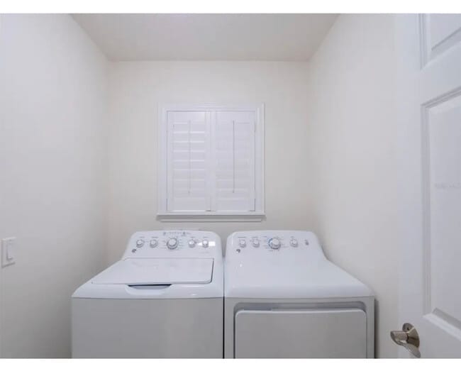 Building Photo - 178 N Roscoe Blvd