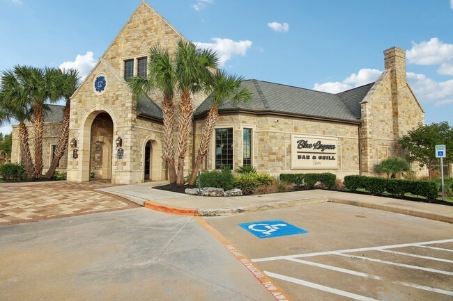 Building Photo - 15863 Sundew Prairie Dr