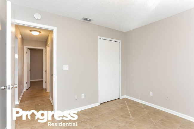 Building Photo - 888 Majestic Cypress Dr N
