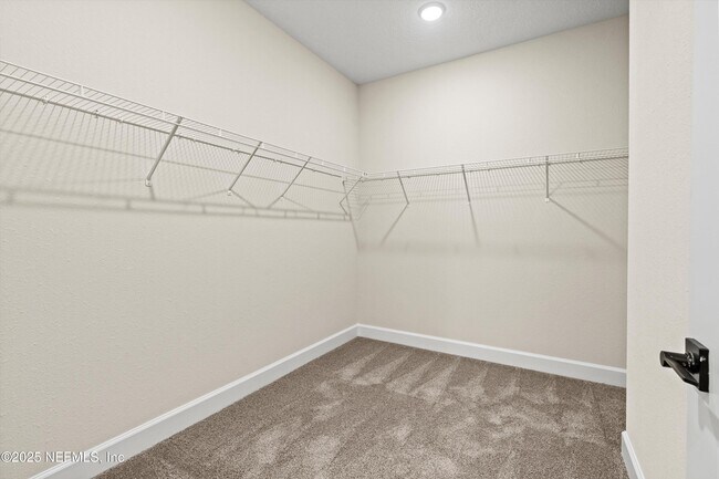 Building Photo - 916 Lightsey Xing Ln