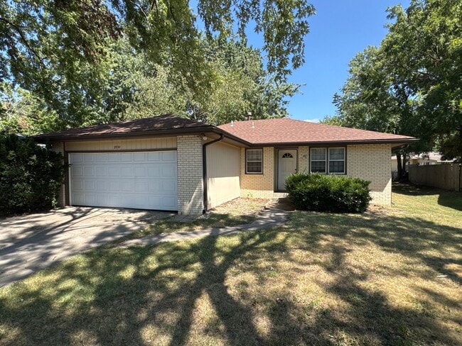 Primary Photo - Nice 3 Bedroom 2 Bathroom home for $1250!