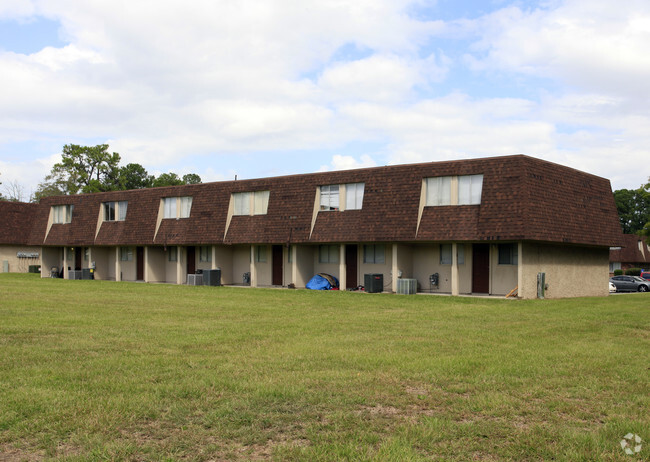 Primary Photo - Westlake Apartments