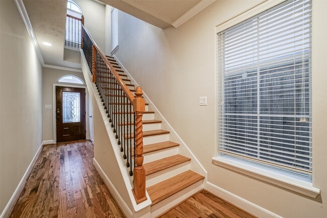 Building Photo - 1117 St Agnes St