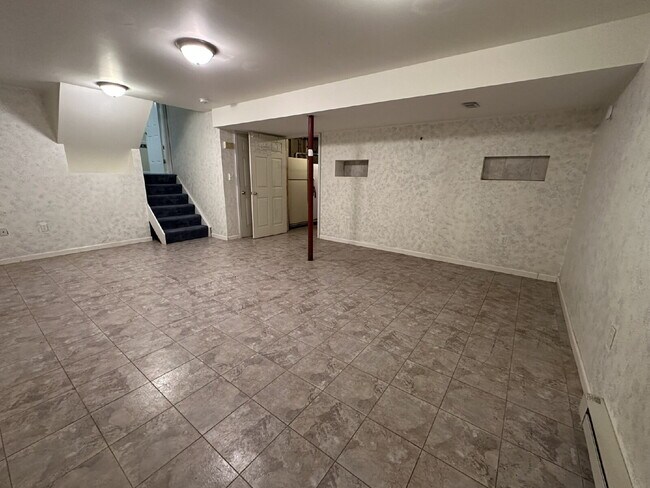 Building Photo - 3-Bedroom Split Level in Peaceful Wooded Setting