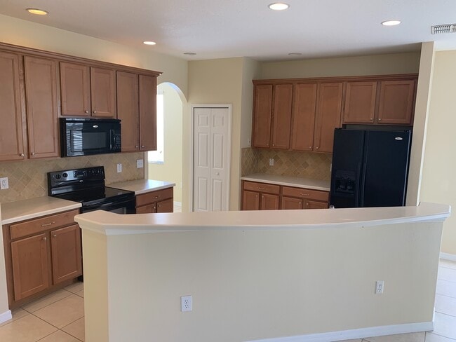 Building Photo - WATERS EDGE/LK NONA-8641 Bradleys Landing St Orlando FL 32827