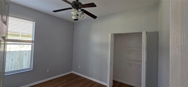 Building Photo - 1305 Lakehurst Way
