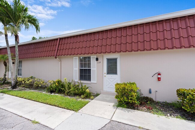 Building Photo - 315 Cape Cod Cir