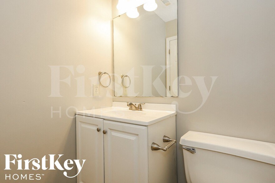 Building Photo - 3809 Bonn Blvd