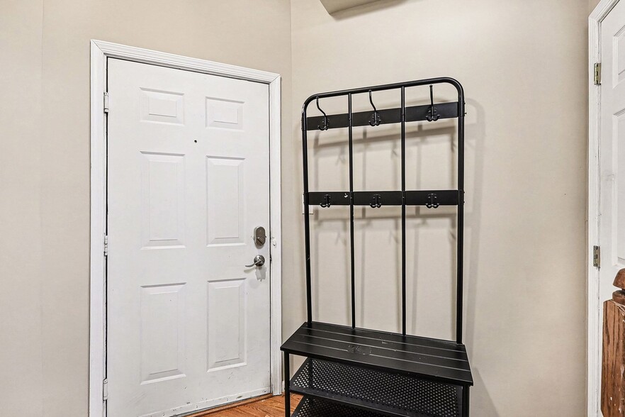 Building Photo - 4679 Red Admiral Way