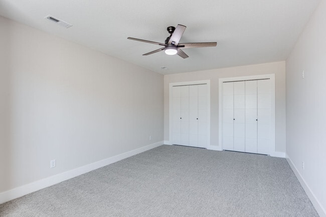 Building Photo - 8441 W 37th Ct N