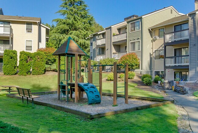Building Photo - Brighton Ridge