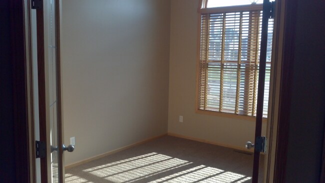 Building Photo - 11862 47th Pl NE