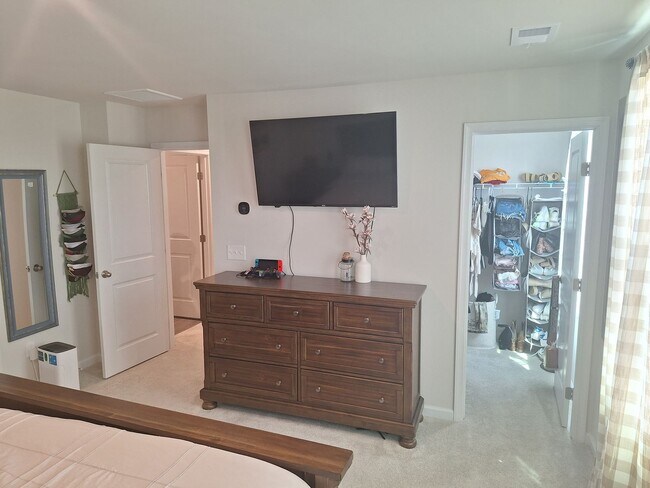 Building Photo - Outstanding Four Bedroom Home Less Than 10...