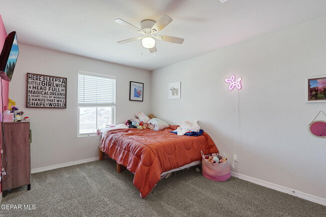 Building Photo - 6016 Hidden Clove Ct