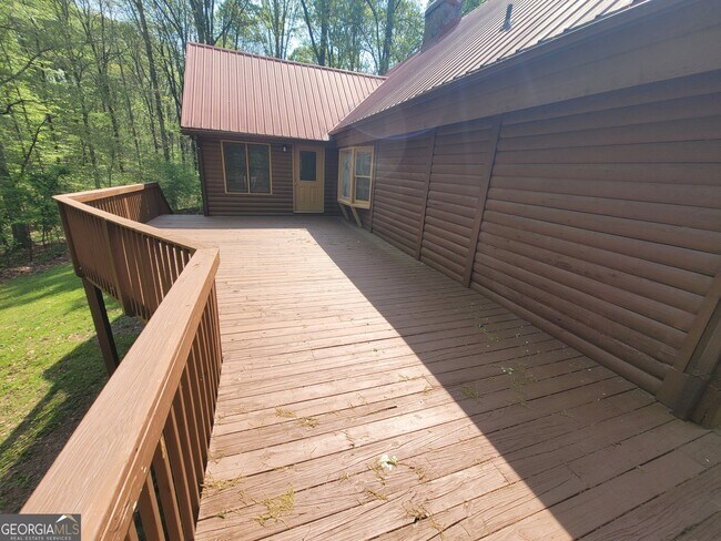 Building Photo - 2391 Booth Cir