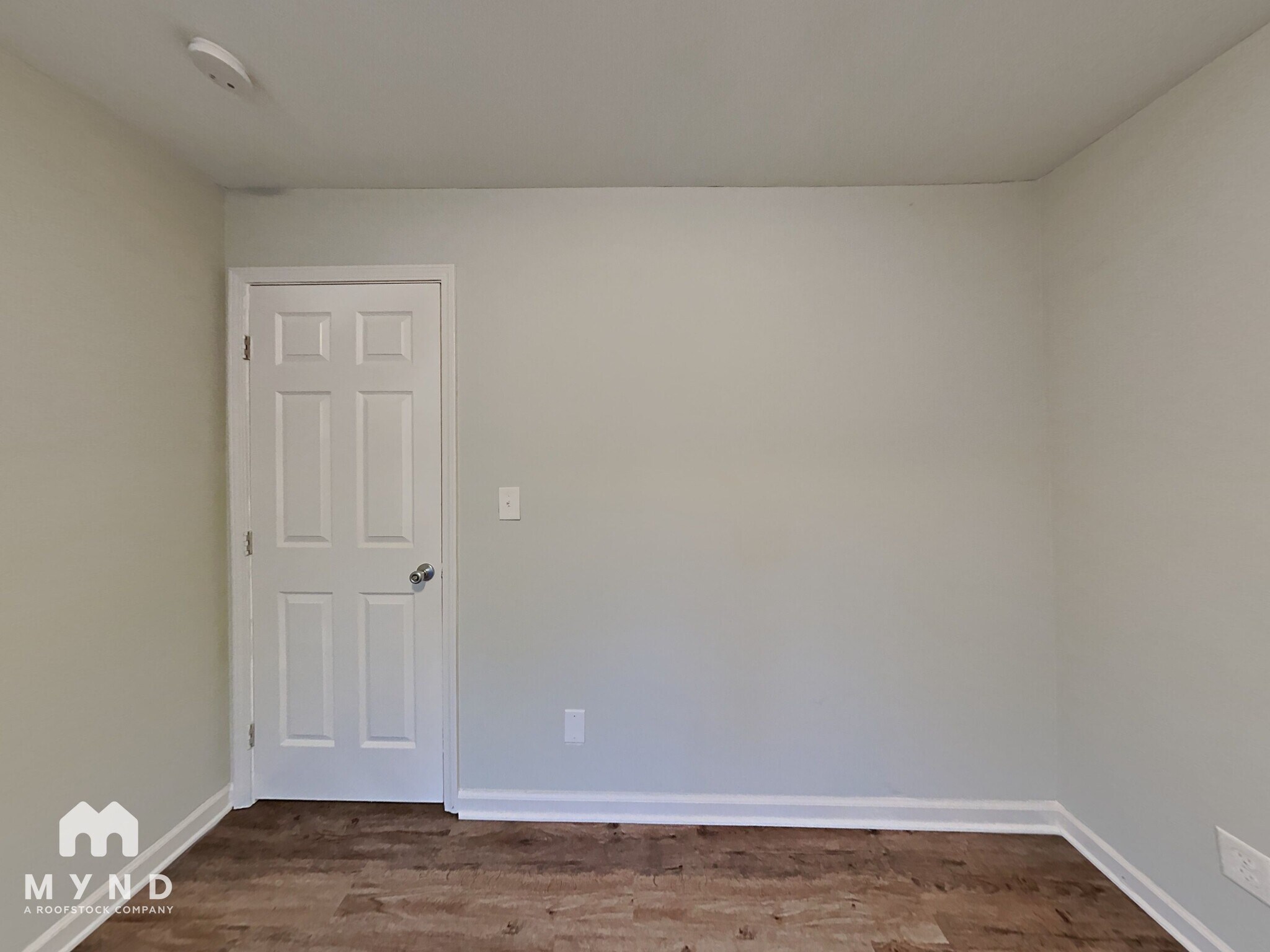 Building Photo - 2 Silverwood Dr