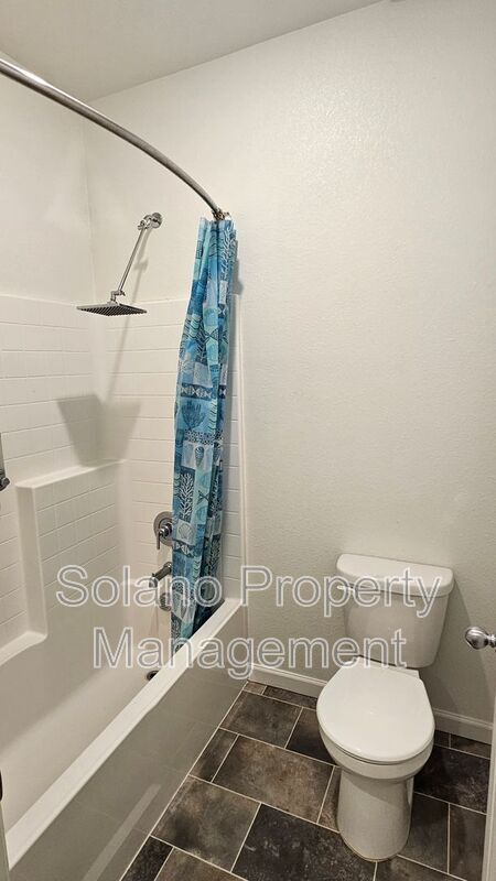 Building Photo - 1205 Niemann St