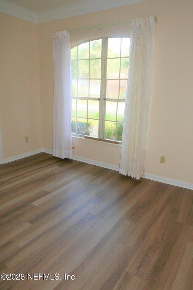 Building Photo - 10996 Raley Creek Dr S