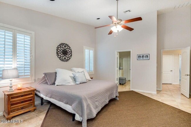 Building Photo - 2298 E Ebony Dr