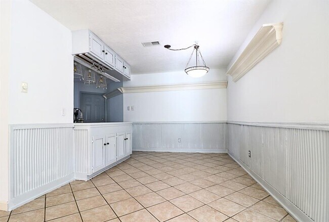 Building Photo - 16810 Red Gully Dr