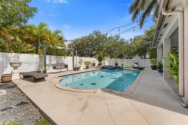 Building Photo - 20032 SW 128th Ct