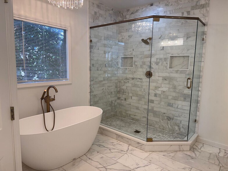 Building Photo - 83 Asphodel Dr