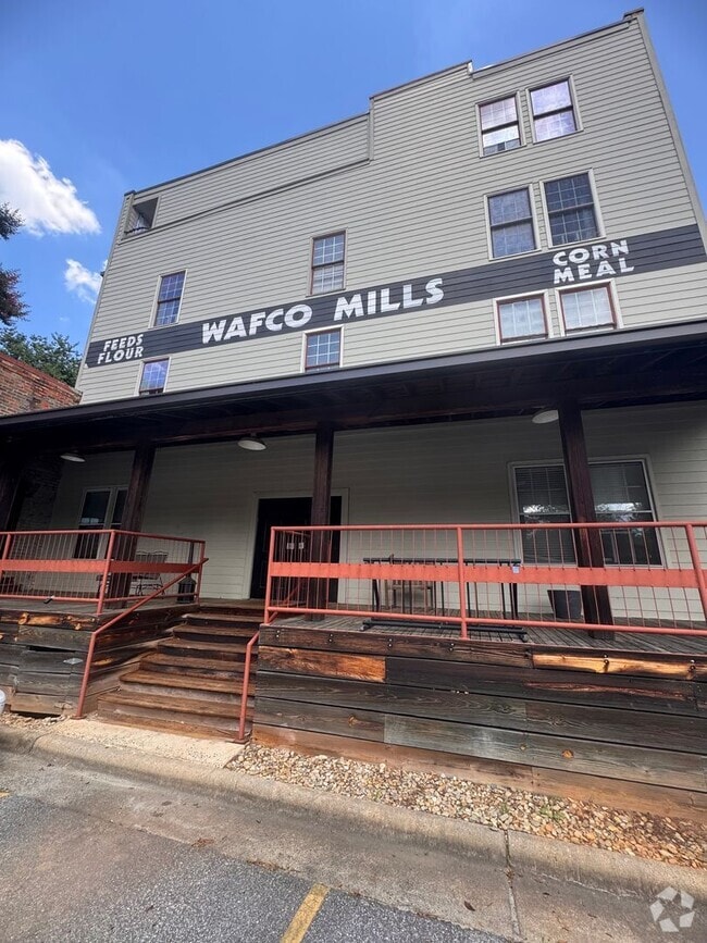 Building Photo - 1 Bedroom Unit in Historic Wafco Mills