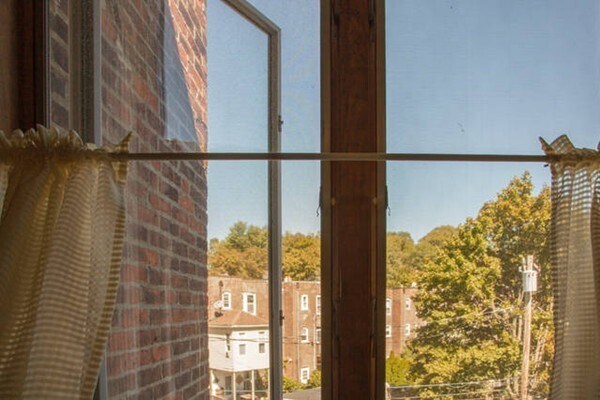 Building Photo - 91 Wallingford Rd