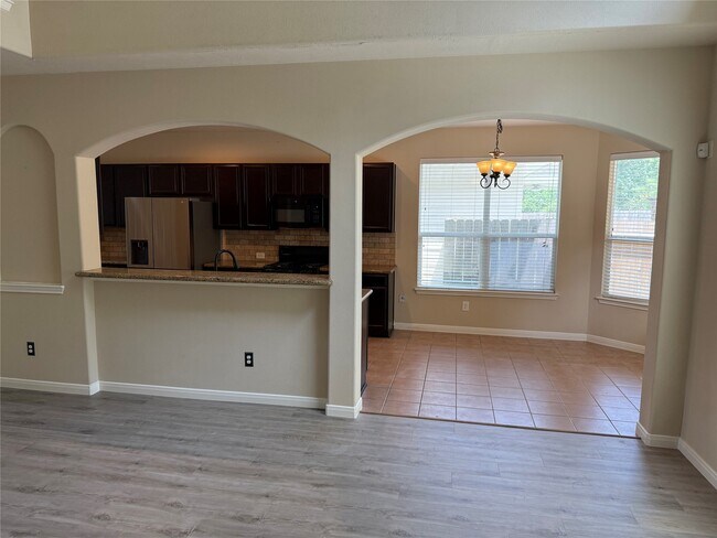 Building Photo - 30606 Woodson Trace Dr